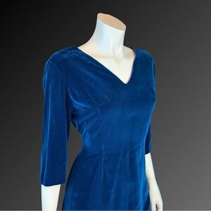 Vintage 1960s Teal Velvet Blue Wiggle Dress / Classic MCM Cocktail Dress / S M